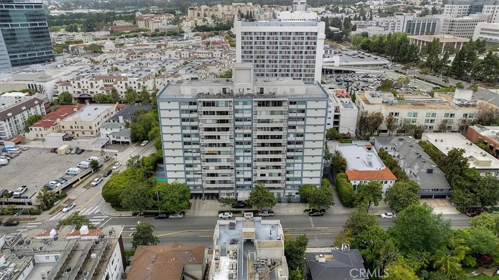 969 Hilgard Avenue #1006 Los Angeles, CA 90024
