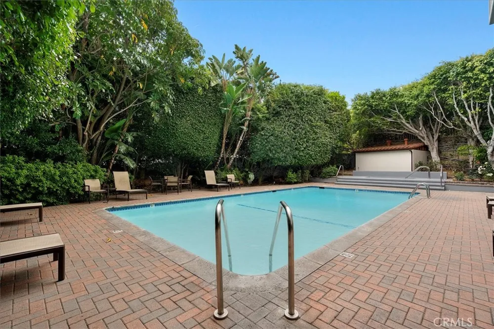 969 Hilgard Avenue #1006 Los Angeles, CA 90024