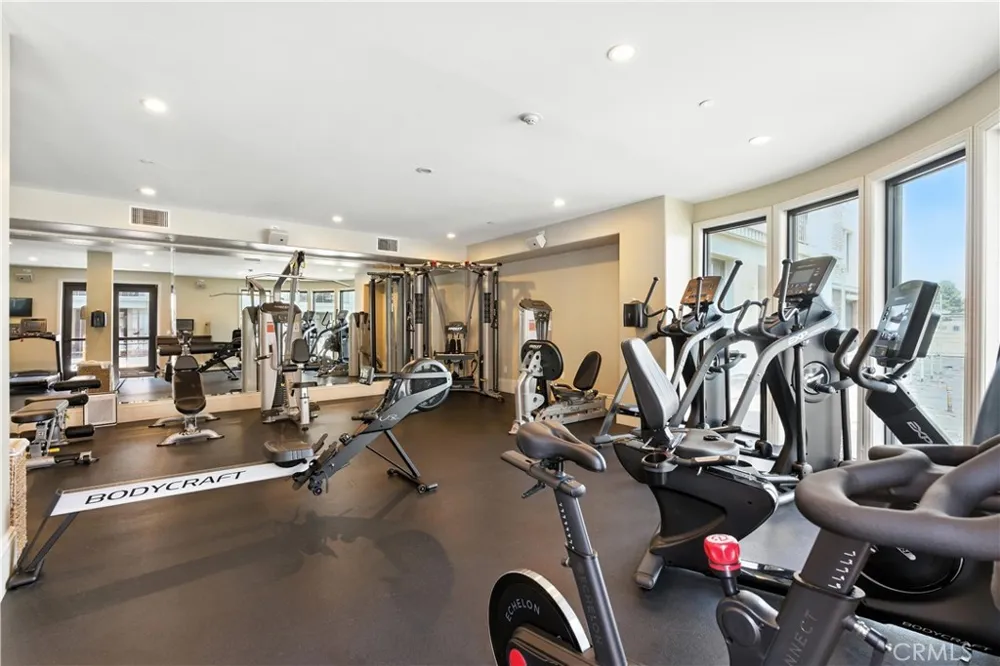519 Caruso Glendale, CA 91210
