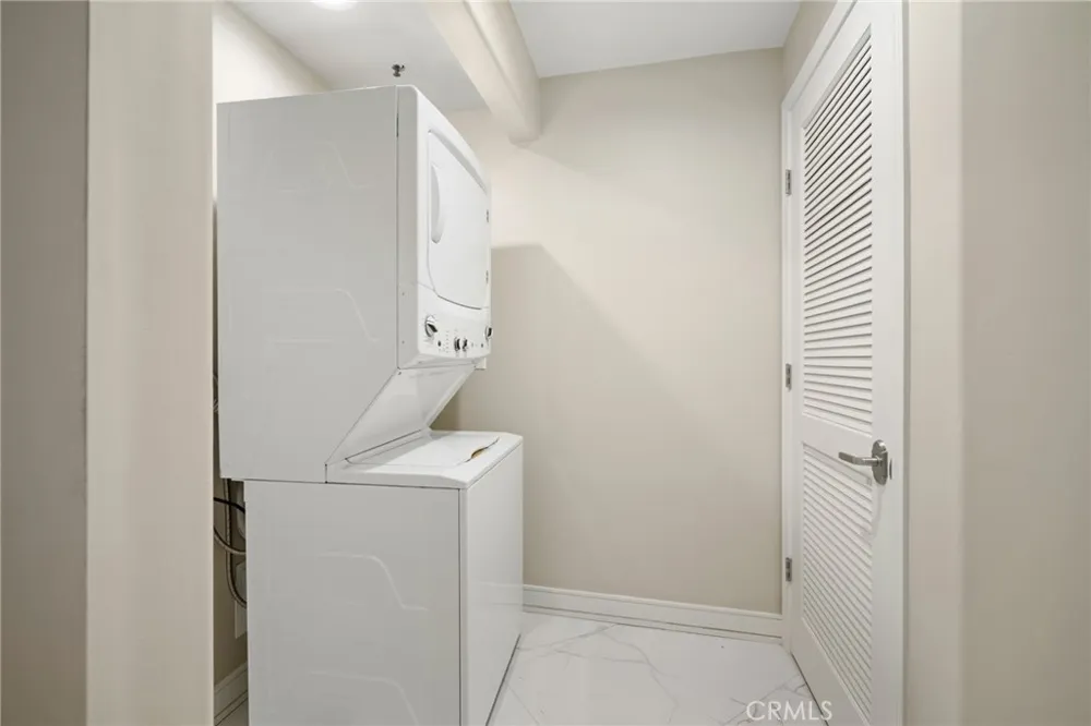 519 Caruso Glendale, CA 91210