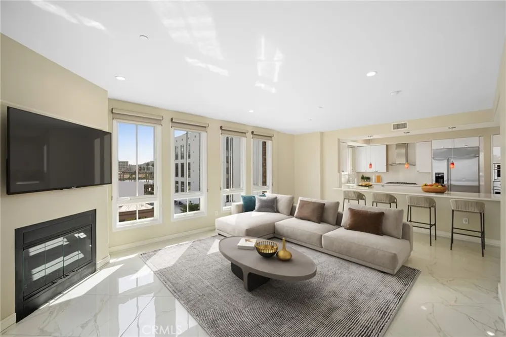 519 Caruso Glendale, CA 91210