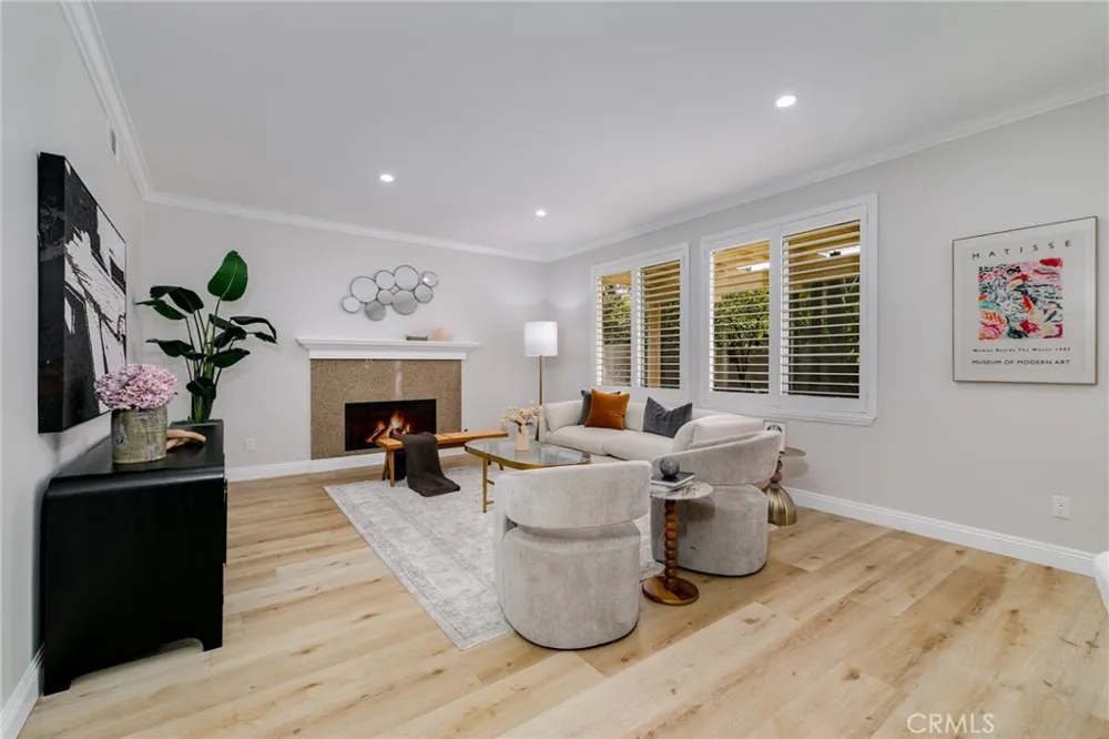 85 Quail Cyn Irvine, CA 92618