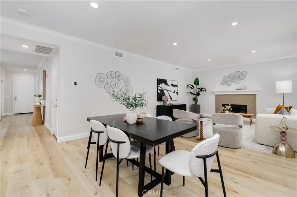 85 Quail Cyn Irvine, CA 92618