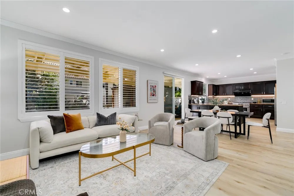 85 Quail Cyn Irvine, CA 92618