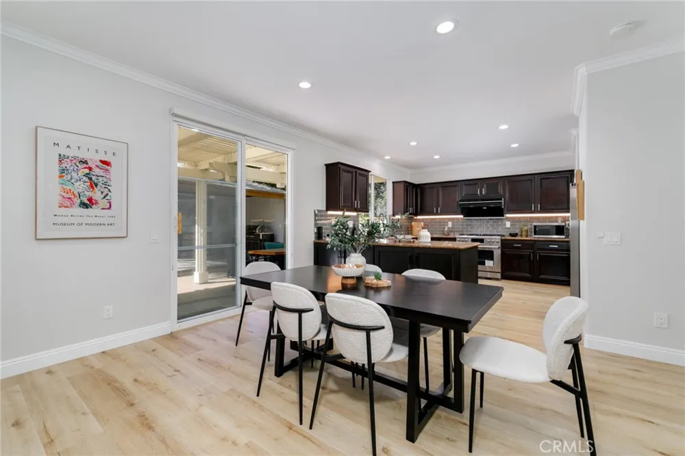 85 Quail Cyn Irvine, CA 92618