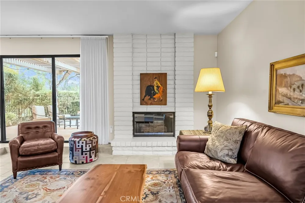 2252 El Capitan Riverside, CA 92506