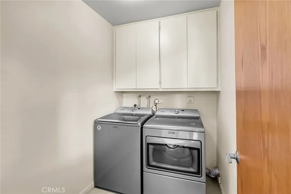 2252 El Capitan Riverside, CA 92506