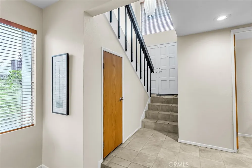 2252 El Capitan Riverside, CA 92506