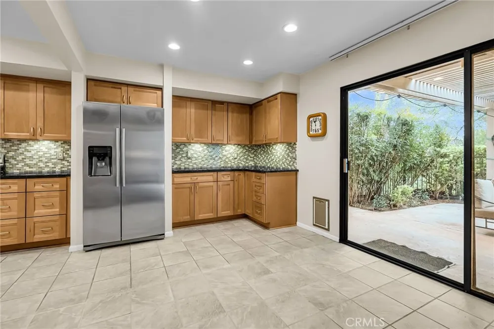 2252 El Capitan Riverside, CA 92506