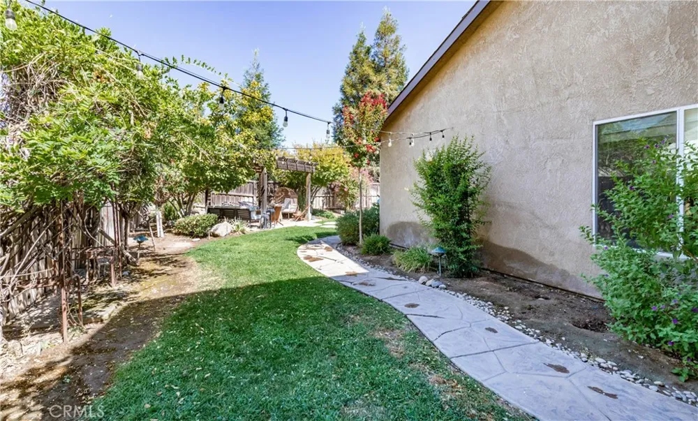 197 Moody Clovis, CA 93619