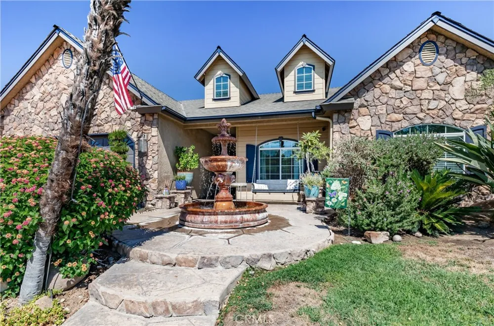 197 Moody Clovis, CA 93619