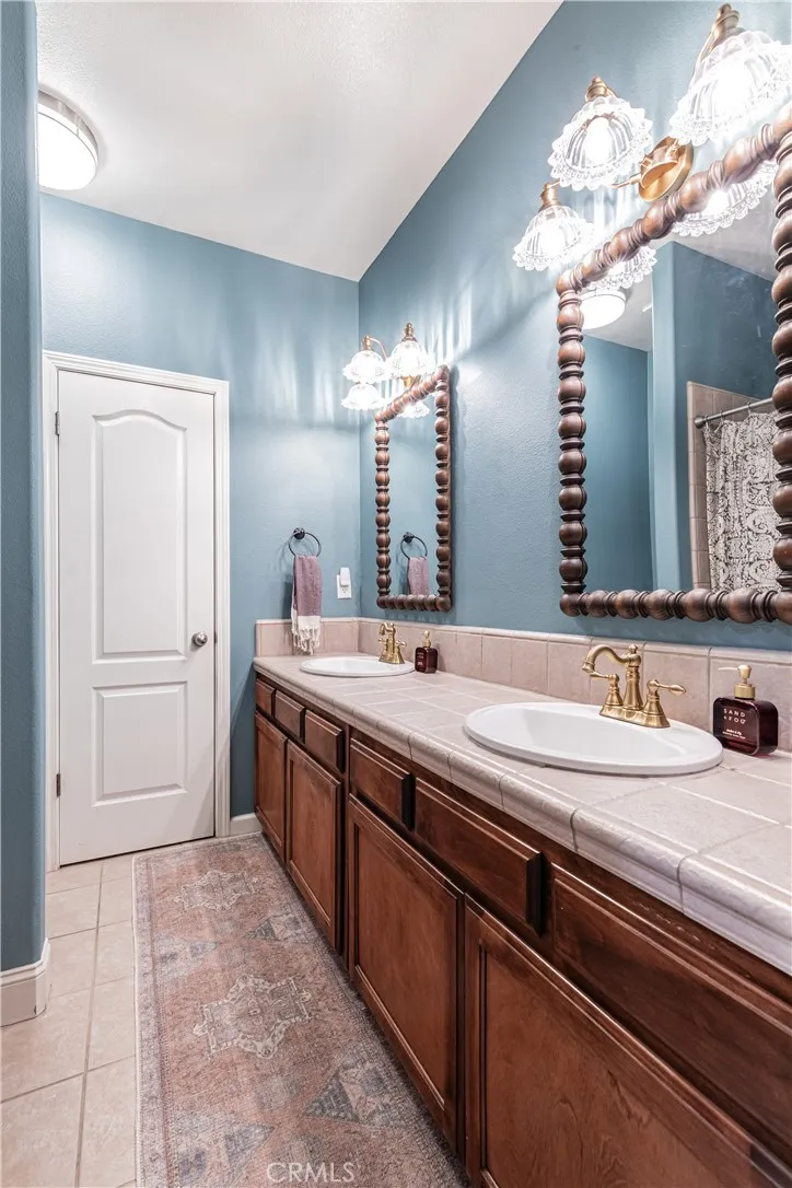 197 Moody Clovis, CA 93619