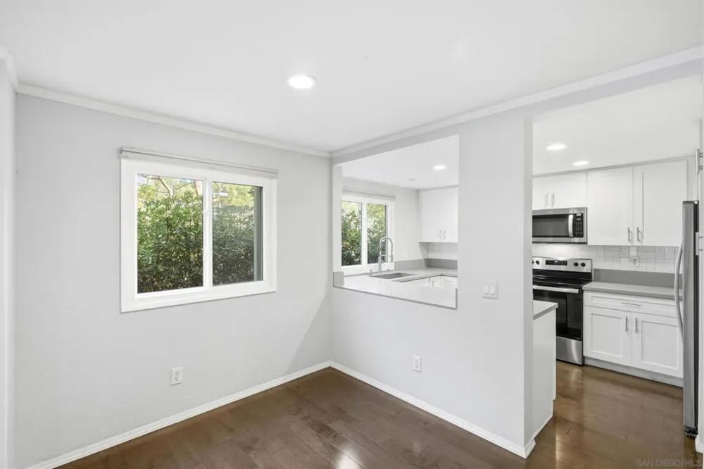 8178 Avenida Navidad #12 San Diego, CA 92122