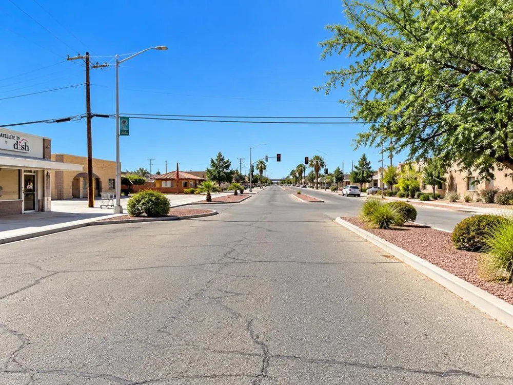 130 Broadway Blythe, CA 92225