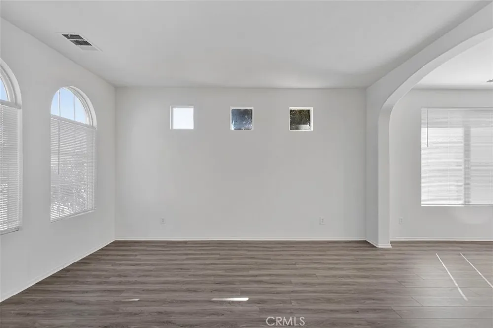 12383 Luna Road Victorville, CA 92392