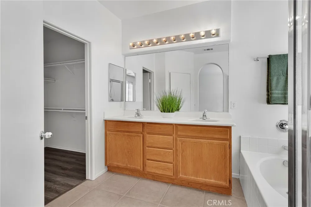 12383 Luna Road Victorville, CA 92392