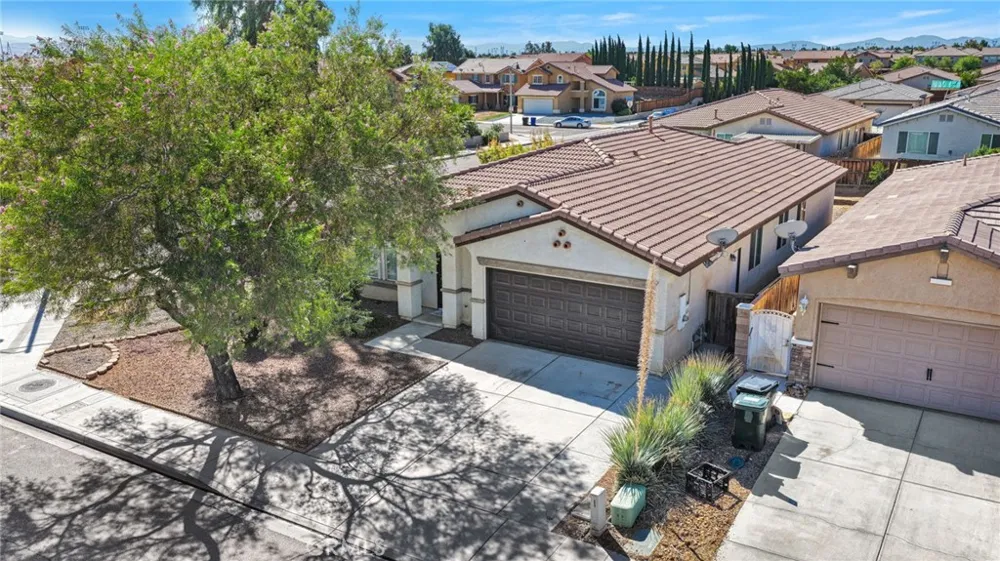 12383 Luna Road Victorville, CA 92392