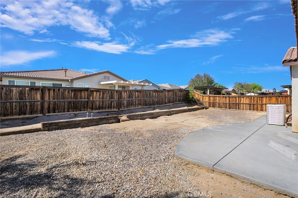 12383 Luna Road Victorville, CA 92392