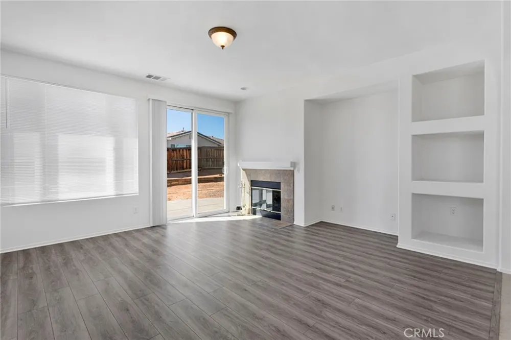 12383 Luna Road Victorville, CA 92392