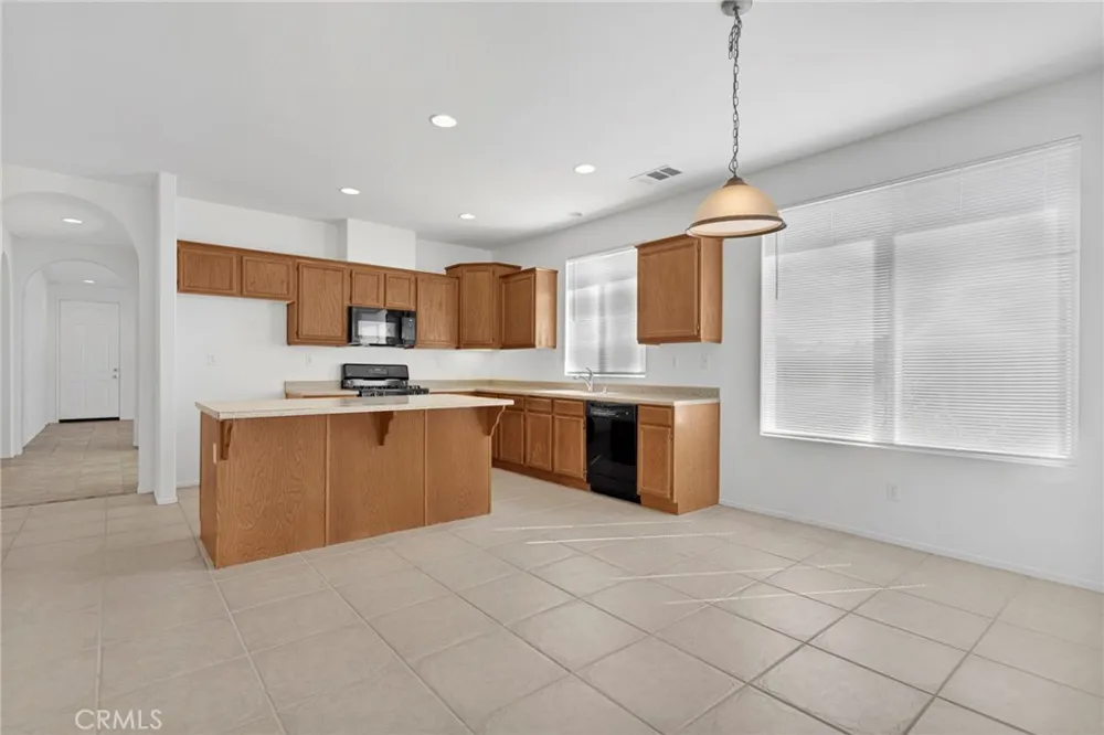 12383 Luna Road Victorville, CA 92392