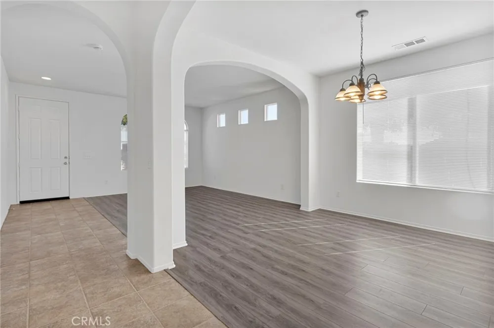 12383 Luna Road Victorville, CA 92392