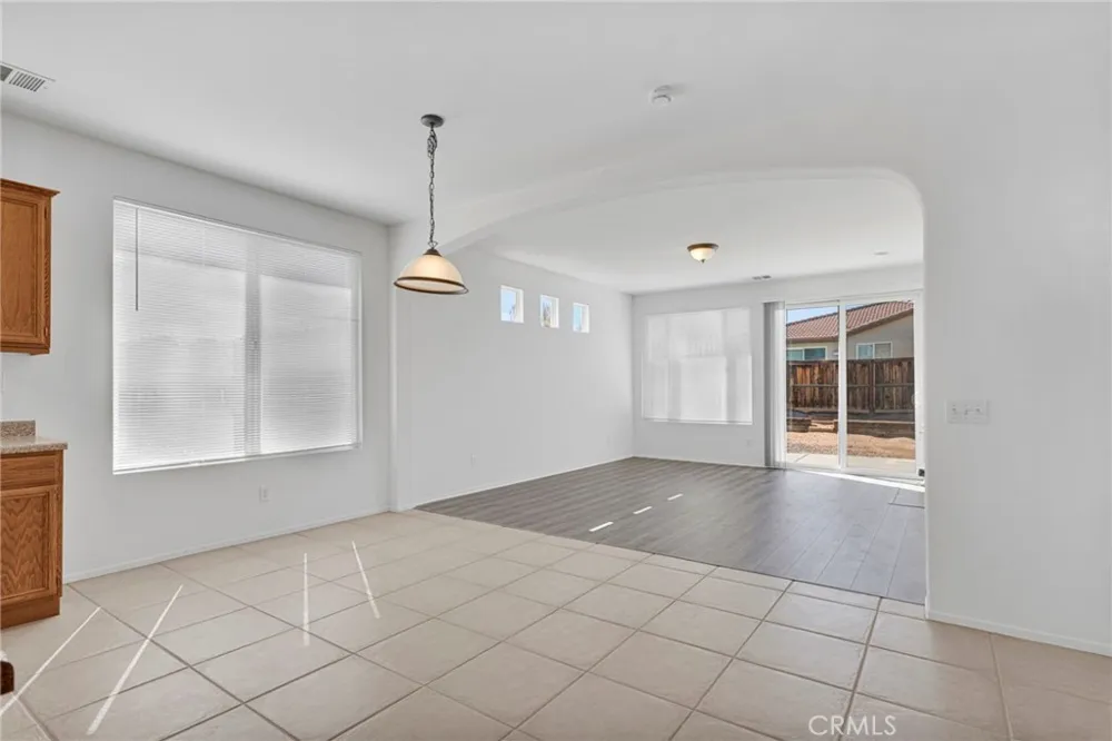 12383 Luna Road Victorville, CA 92392