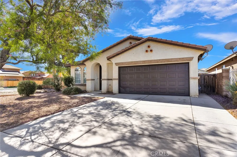 12383 Luna Road Victorville, CA 92392