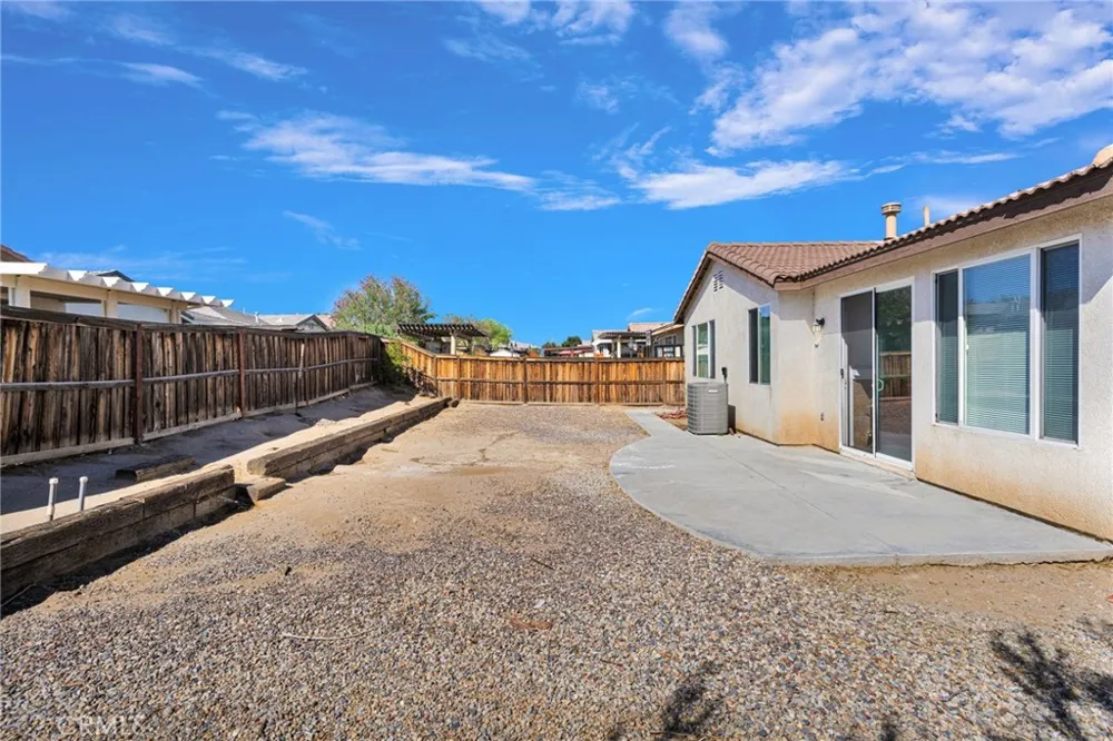 12383 Luna Road Victorville, CA 92392