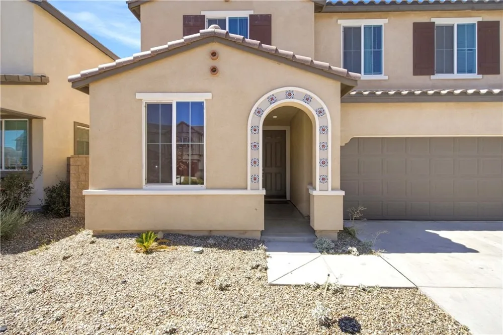 10260 Torrey Court Hesperia, CA 92345