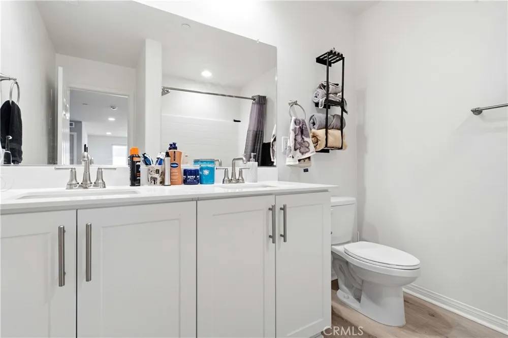 10260 Torrey Court Hesperia, CA 92345