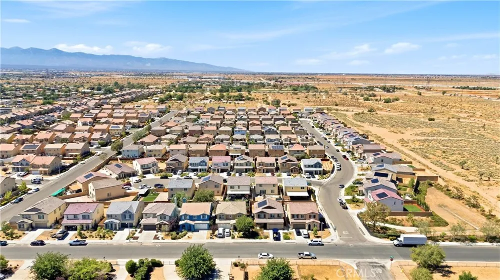 10260 Torrey Court Hesperia, CA 92345