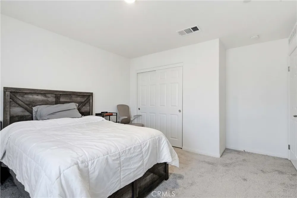 10260 Torrey Court Hesperia, CA 92345