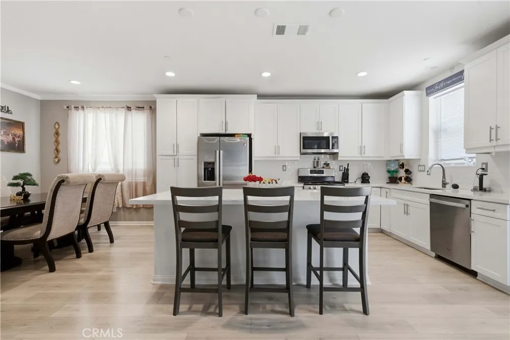 10260 Torrey Court Hesperia, CA 92345