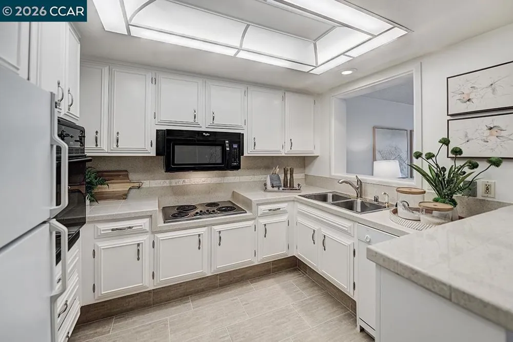 3434 Tice Creek Dr #3 Walnut Creek, CA 94595