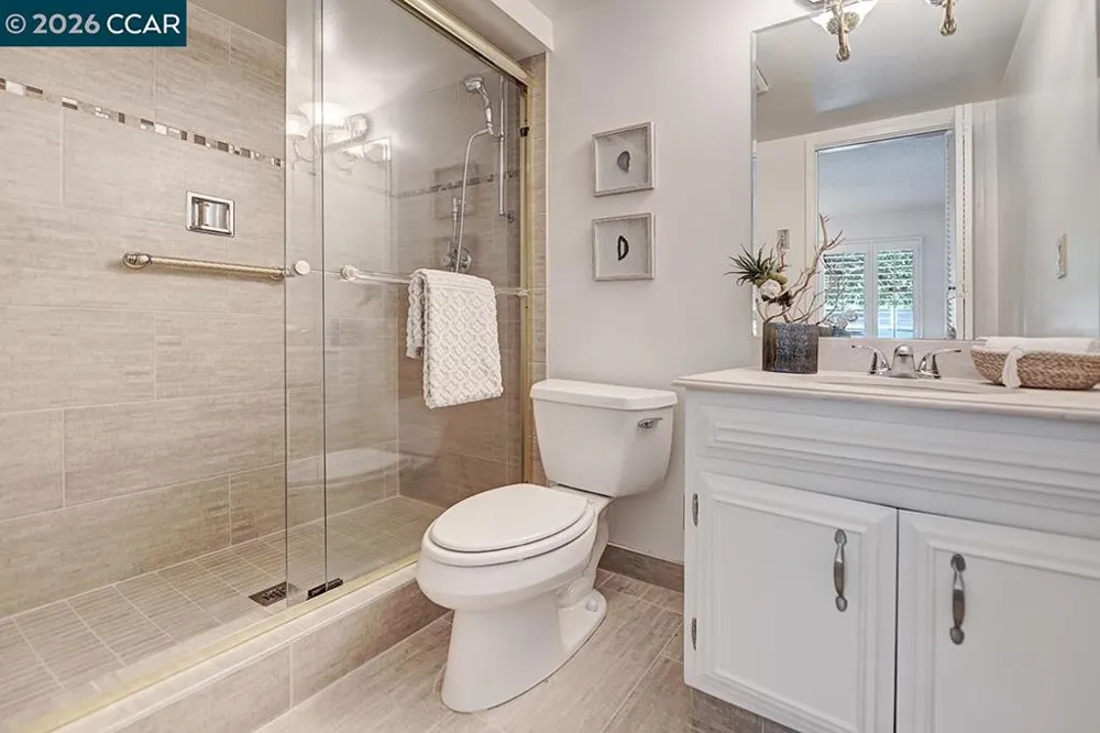 3434 Tice Creek Dr #3 Walnut Creek, CA 94595