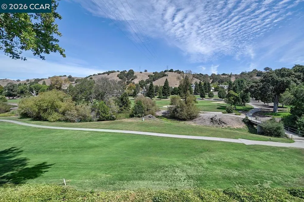3434 Tice Creek Dr #3 Walnut Creek, CA 94595