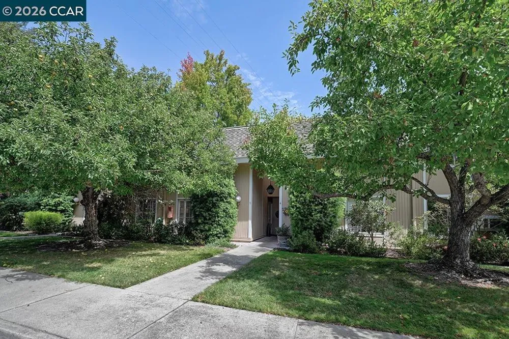 3434 Tice Creek Dr #3 Walnut Creek, CA 94595