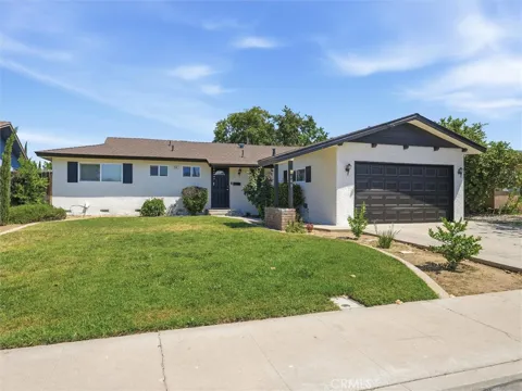 649 W Ashcroft