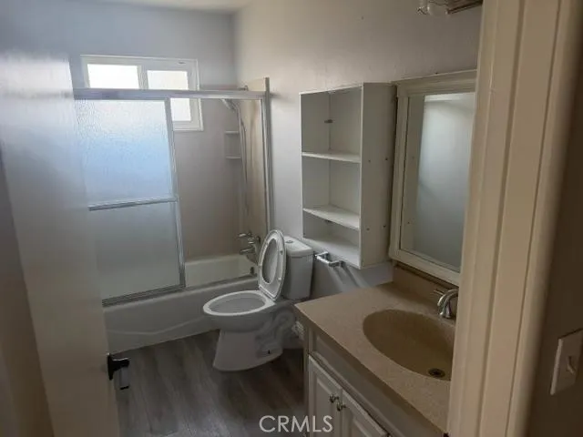 649 W Ashcroft Clovis, CA 93612
