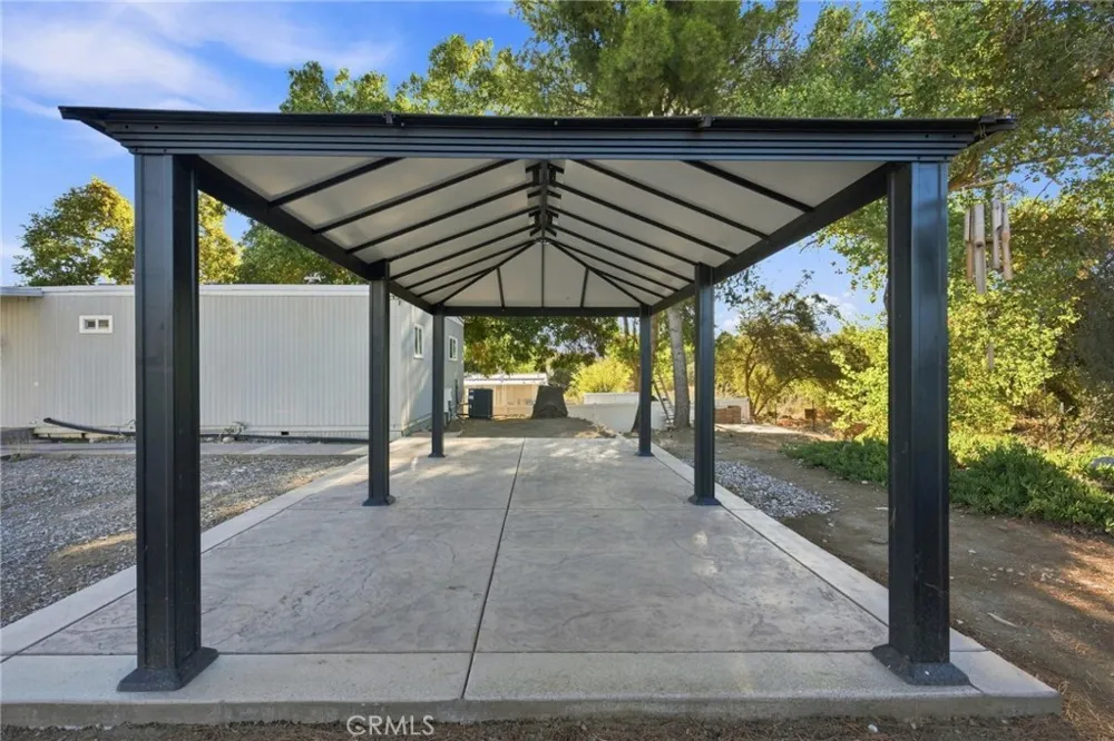 17183 Hidalgo Perris, CA 92570