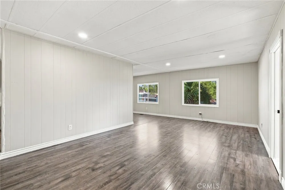 17183 Hidalgo Perris, CA 92570