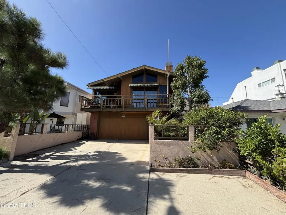 129 Van Nuys Avenue Oxnard, CA 93035