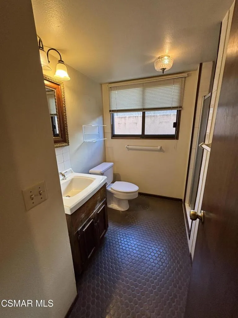 129 Van Nuys Avenue Oxnard, CA 93035
