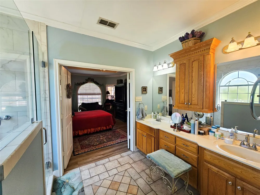 175 Private Road 6605 Mineola, TX 75773