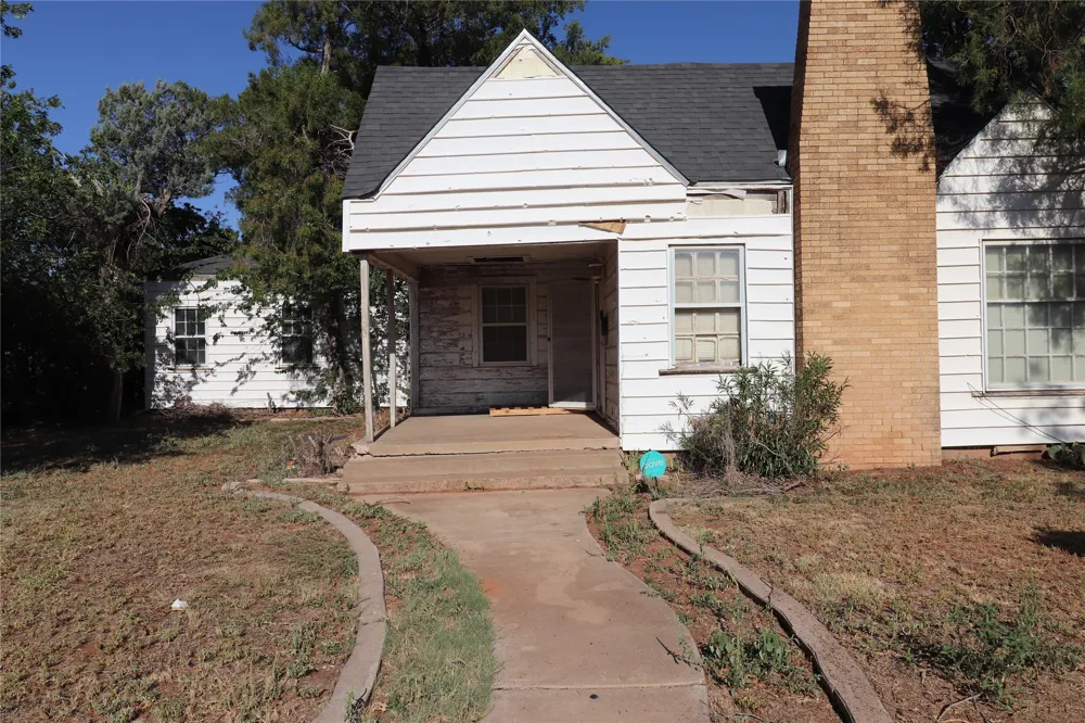 1402 Avenue K Anson, TX 79501