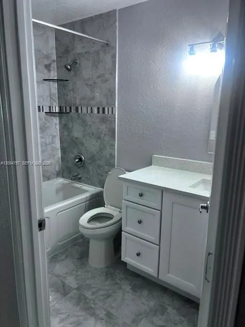 103 Prado St Royal Palm Beach, FL 33411