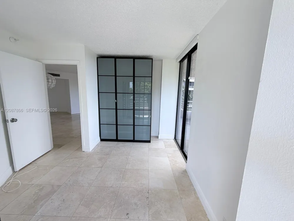 3300 NE 191st St #512 Aventura, FL 33180