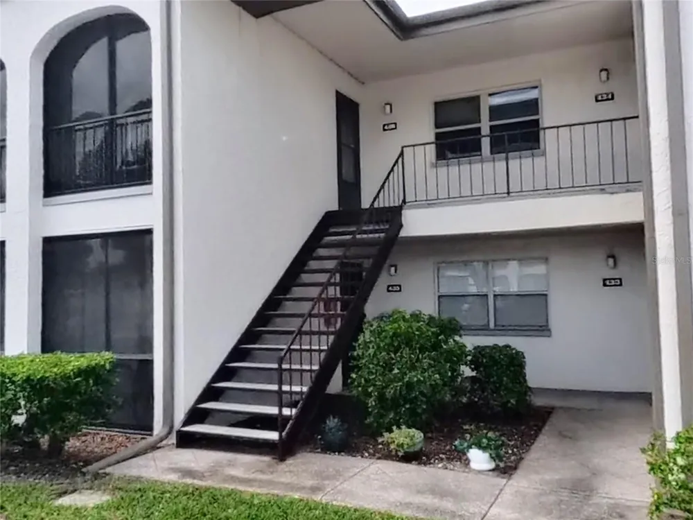 7701 STARKEY ROAD #436 Seminole, FL 33777