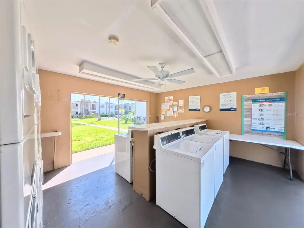 7701 STARKEY ROAD #436 Seminole, FL 33777