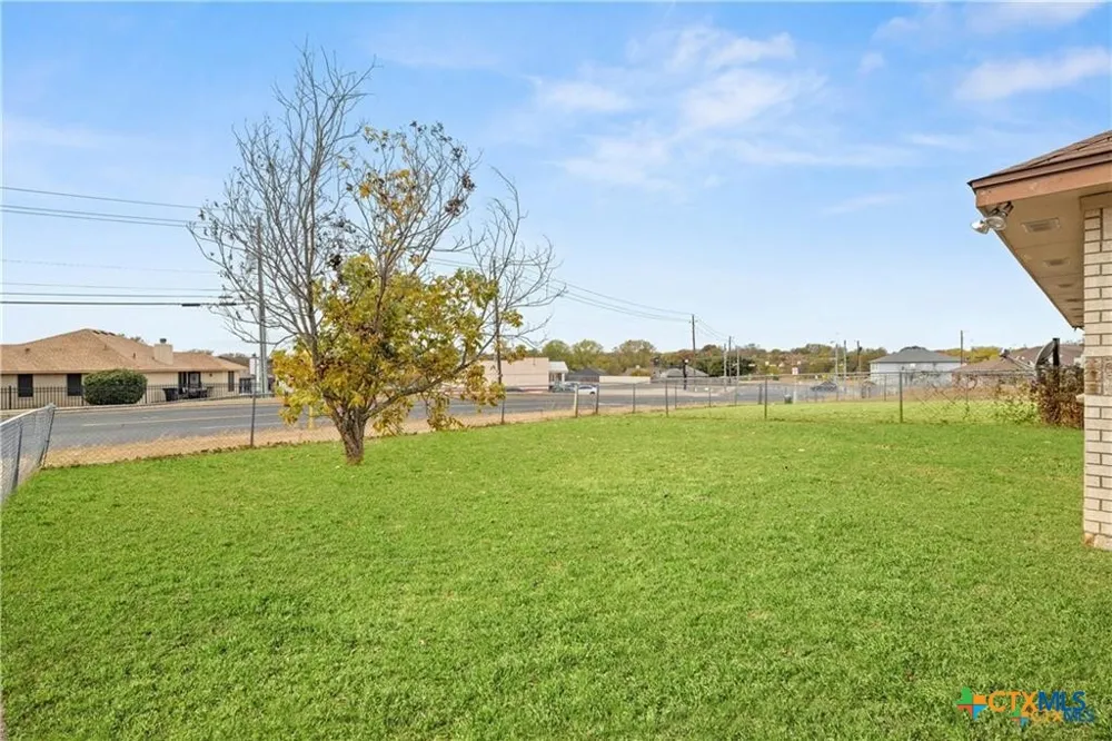 3210 Raven Drive #B Killeen, TX 76543